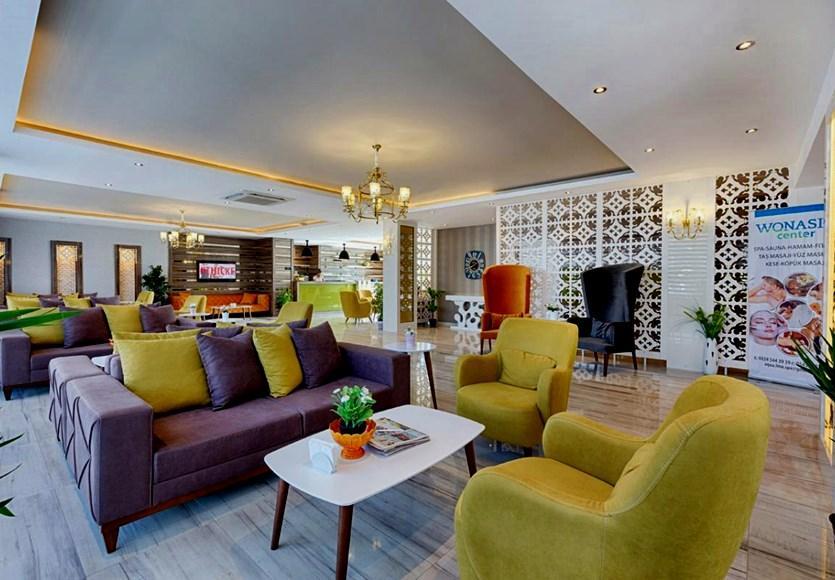 Wonasis Resort & Aqua Hotel Kargipinari Ngoại thất bức ảnh