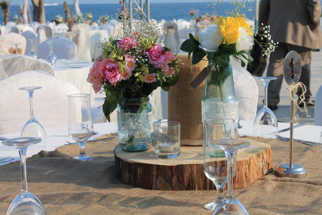 Wonasis Resort & Aqua Hotel Kargipinari Ngoại thất bức ảnh