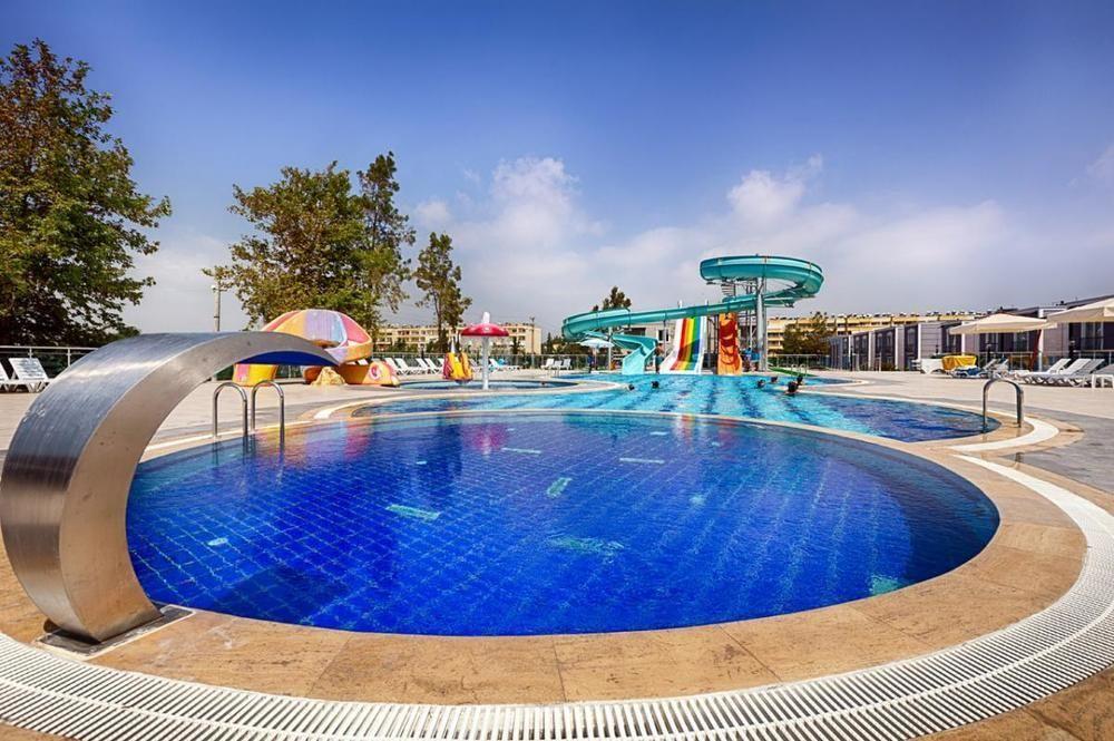 Wonasis Resort & Aqua Hotel Kargipinari Ngoại thất bức ảnh