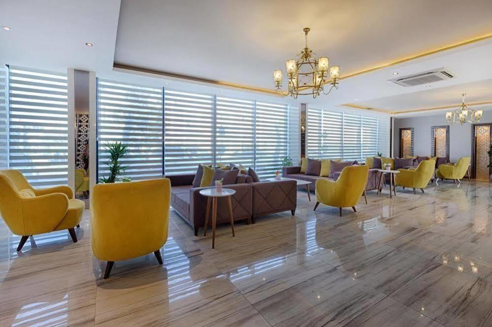 Wonasis Resort & Aqua Hotel Kargipinari Ngoại thất bức ảnh